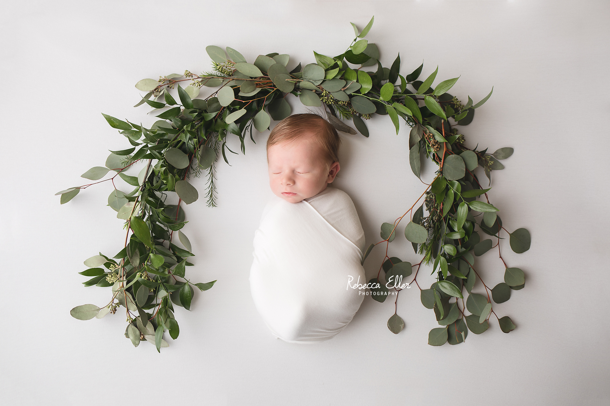 Specializing in providing the best DFW natural newborn photography